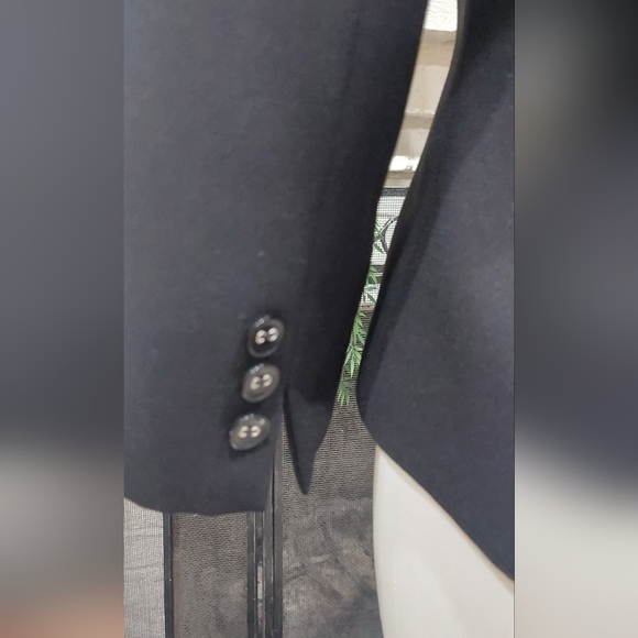 TAHARI Arthur S. Levine Classic Black Blazer Career Jacket Women's Sz 4 - Picture 4 of 13